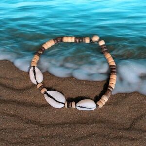 Wood bead puka shell bracelet